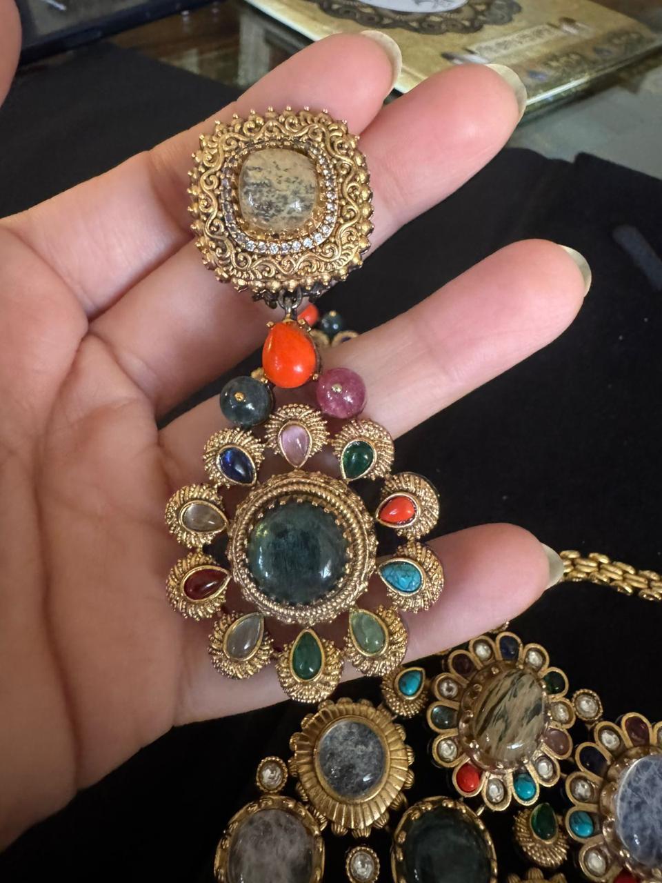Multicoloured Royal Set