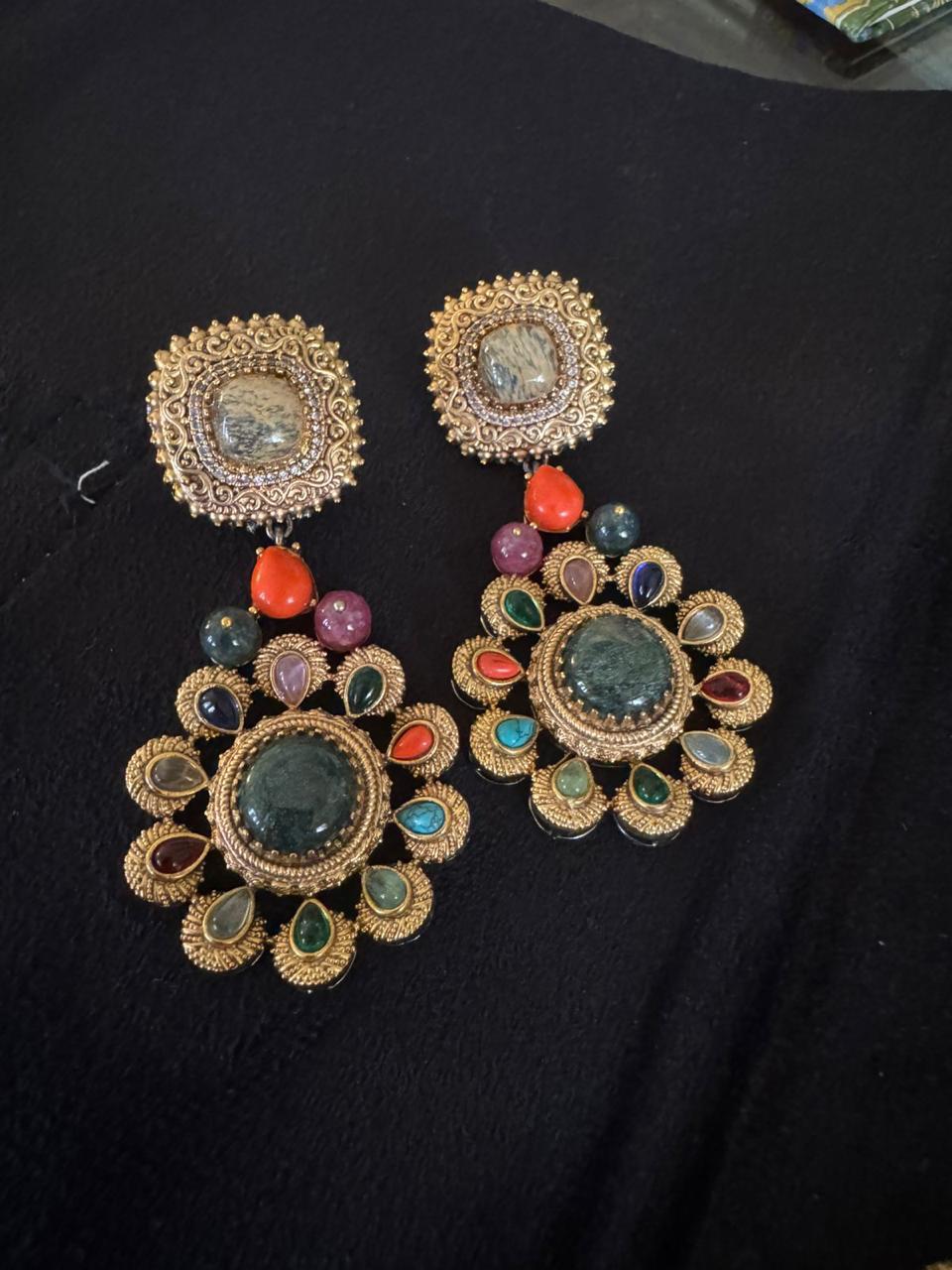 Multicoloured Royal Set