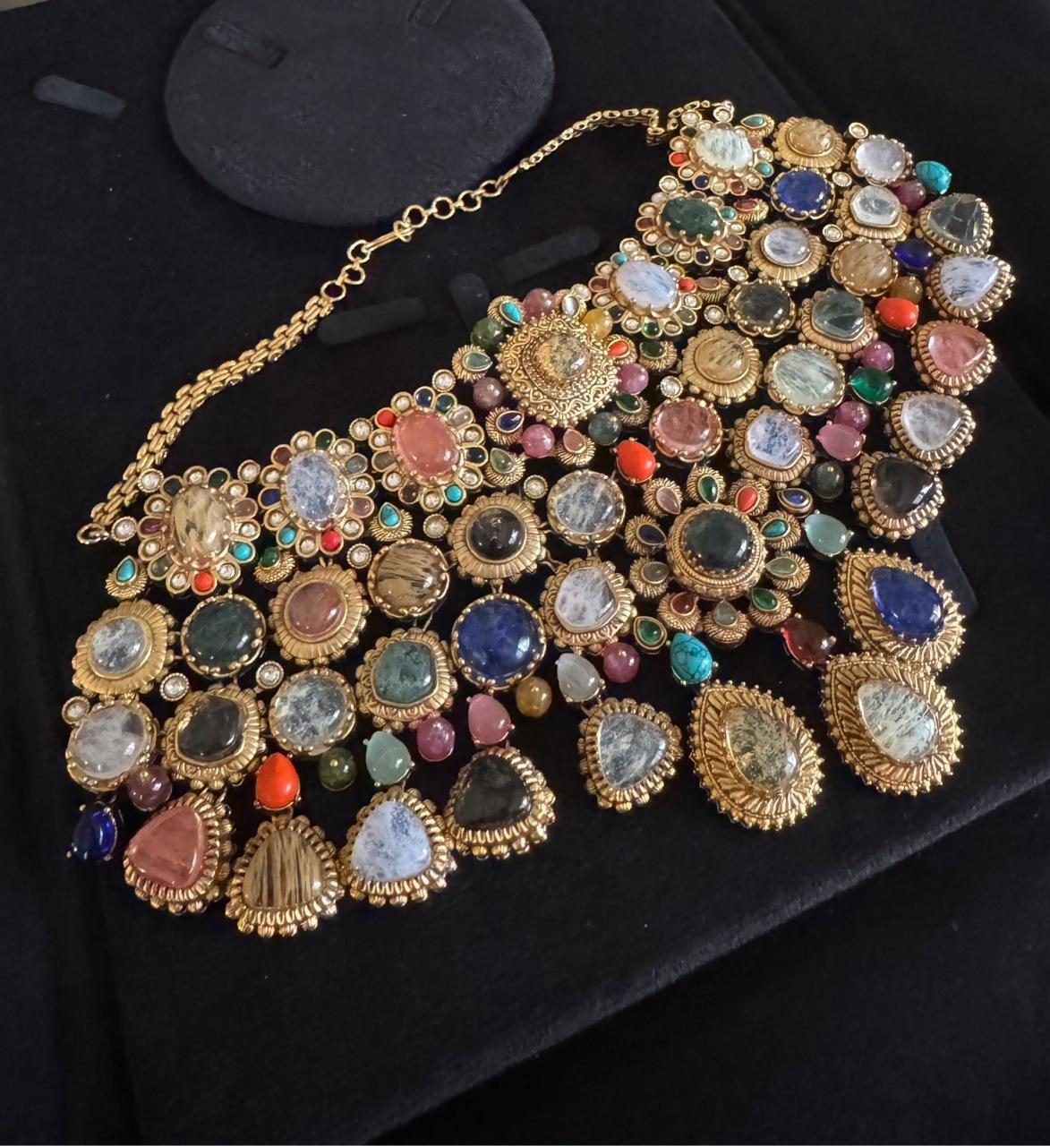 Multicoloured Royal Set