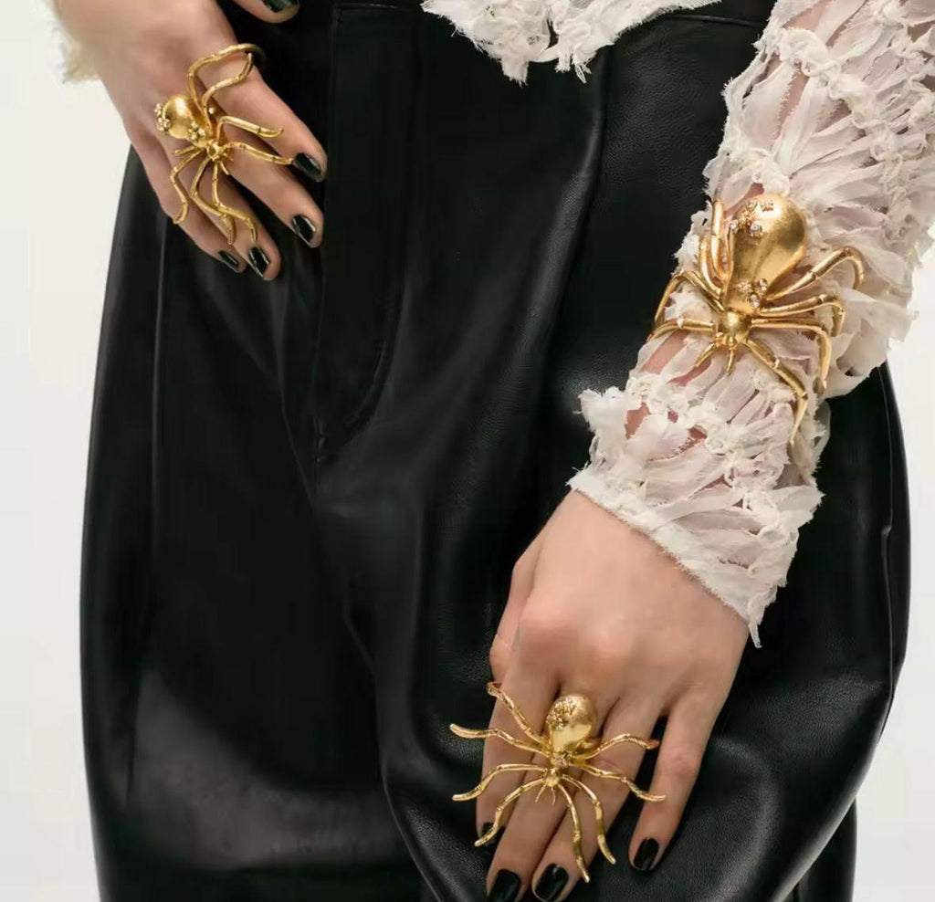 Spider Hand cuff